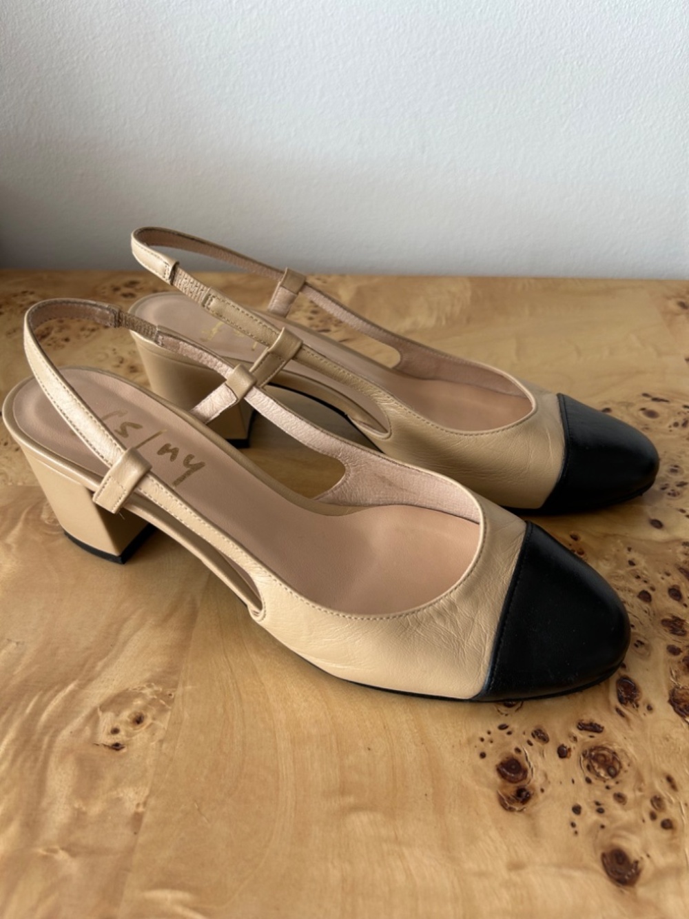 EXC French Sole FS/NY Tuckernuck Slingback Baton Heels Camel Napa/Black Size 7.5